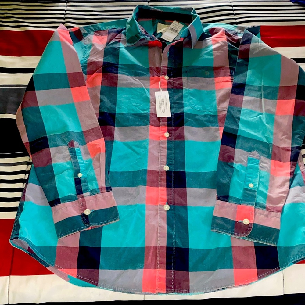 BNWT AMERICAN EAGLE MEN’S BUTTON UP SHIRT